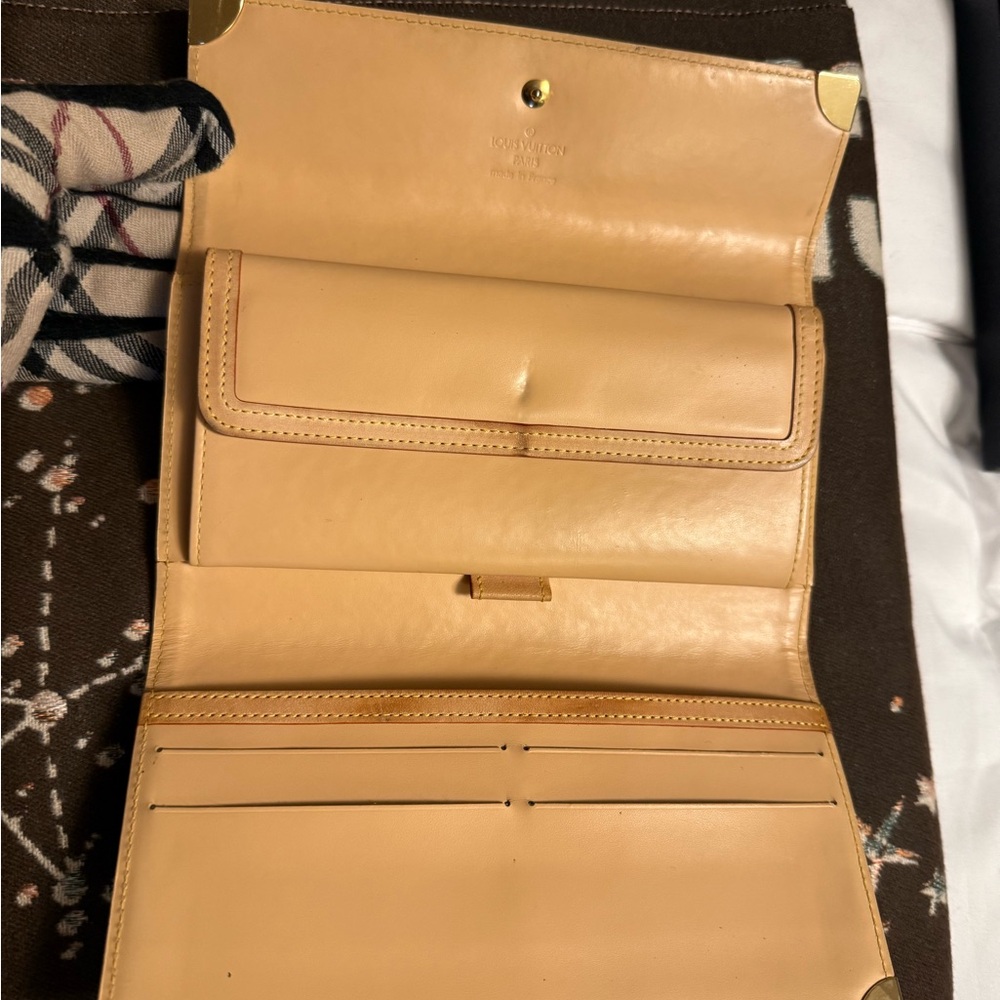 AUTHENTIC LOUIS VUITTON MULTICOLOR MONOGRAM INTERNATIONAL WALLET - Picture 13 of 16